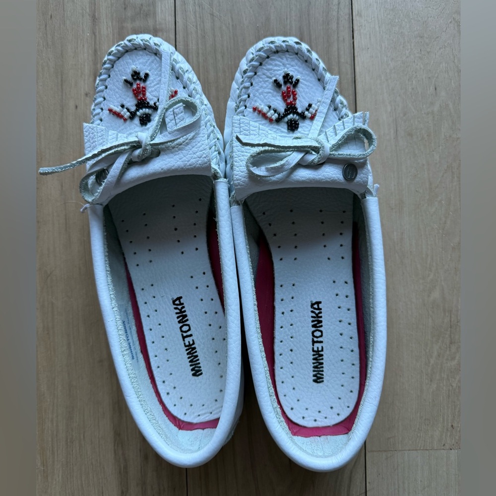 Minnetonka White Beaded Moccasins Loafers Free People Anthropologie